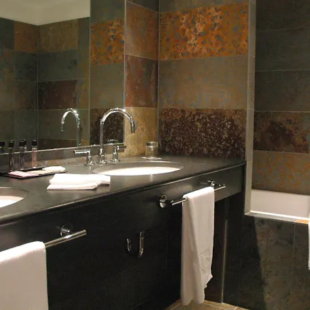 Ξενοδοχείο Cour Du Corbeau - Mgallery Collection 4*