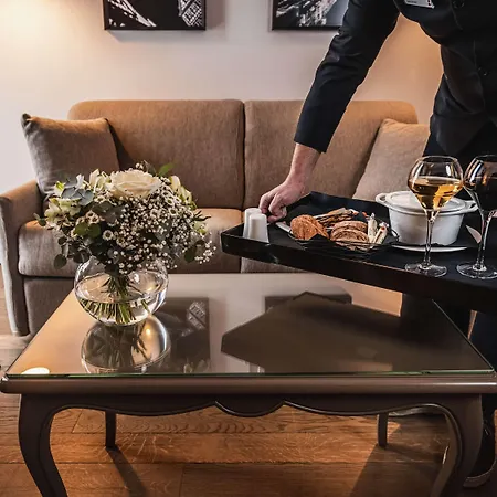 Hotel Cour Du Corbeau - Mgallery Collection 4*