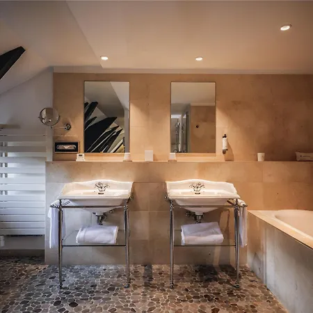 Cour Du Corbeau - Mgallery Collection Hotell
