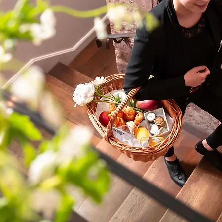 Hotel Cour Du Corbeau - Mgallery Collection 4*