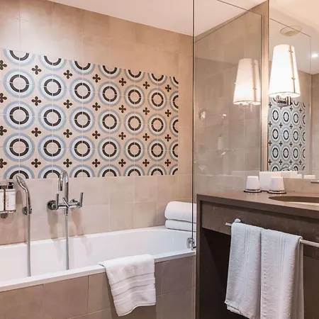 Otel Cour Du Corbeau - Mgallery Collection 4*