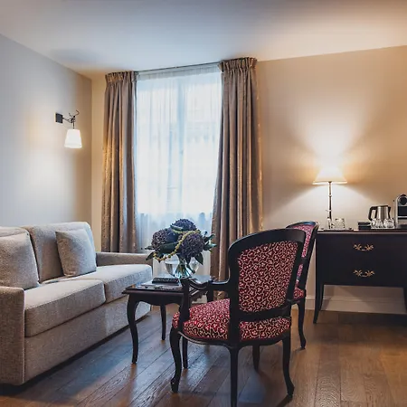 Cour Du Corbeau - Mgallery Collection Hotel 4*